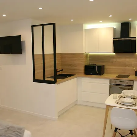 Le Melsono Carre D'or *