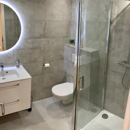 Le Melsono Carre D'or